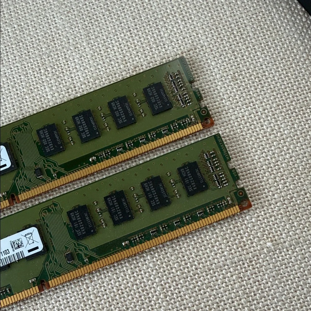 Samsung DDR3 Desktop RAM Modules - Green and Black